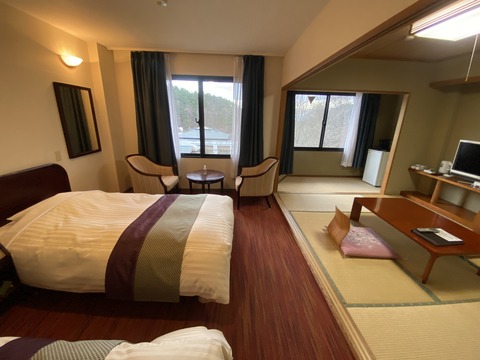 AA1AC963-96E9-42A2-93B0-3CF7D660E6A3