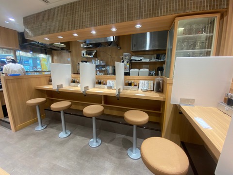 CDCB21AE-EE4D-4712-9847-8DDAA8BA1663