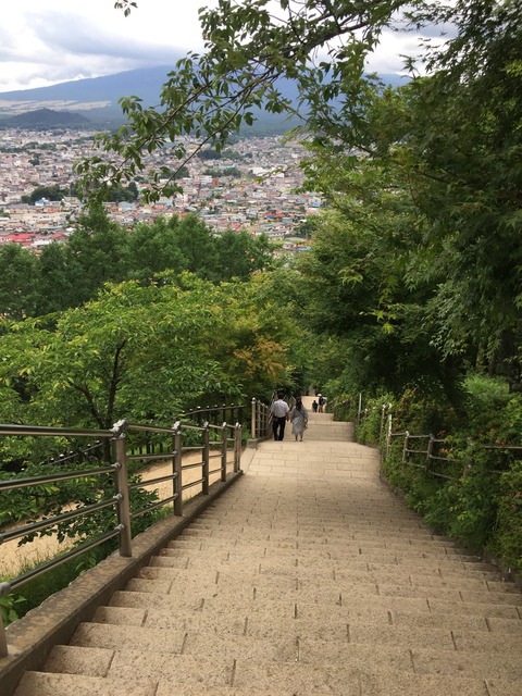 6AD5EC59-3535-4B88-8223-6F5FFB8ACDC1