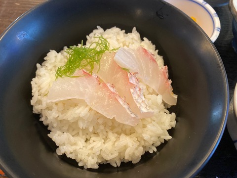 DFE49BB5-0554-4B89-A06F-C4710FB5EEC9