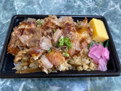 E4F64BFF-2B56-4A33-AE69-51FAD549DCDD