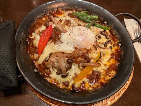 CE630CEF-C328-4568-BCA4-64830A8C60D9