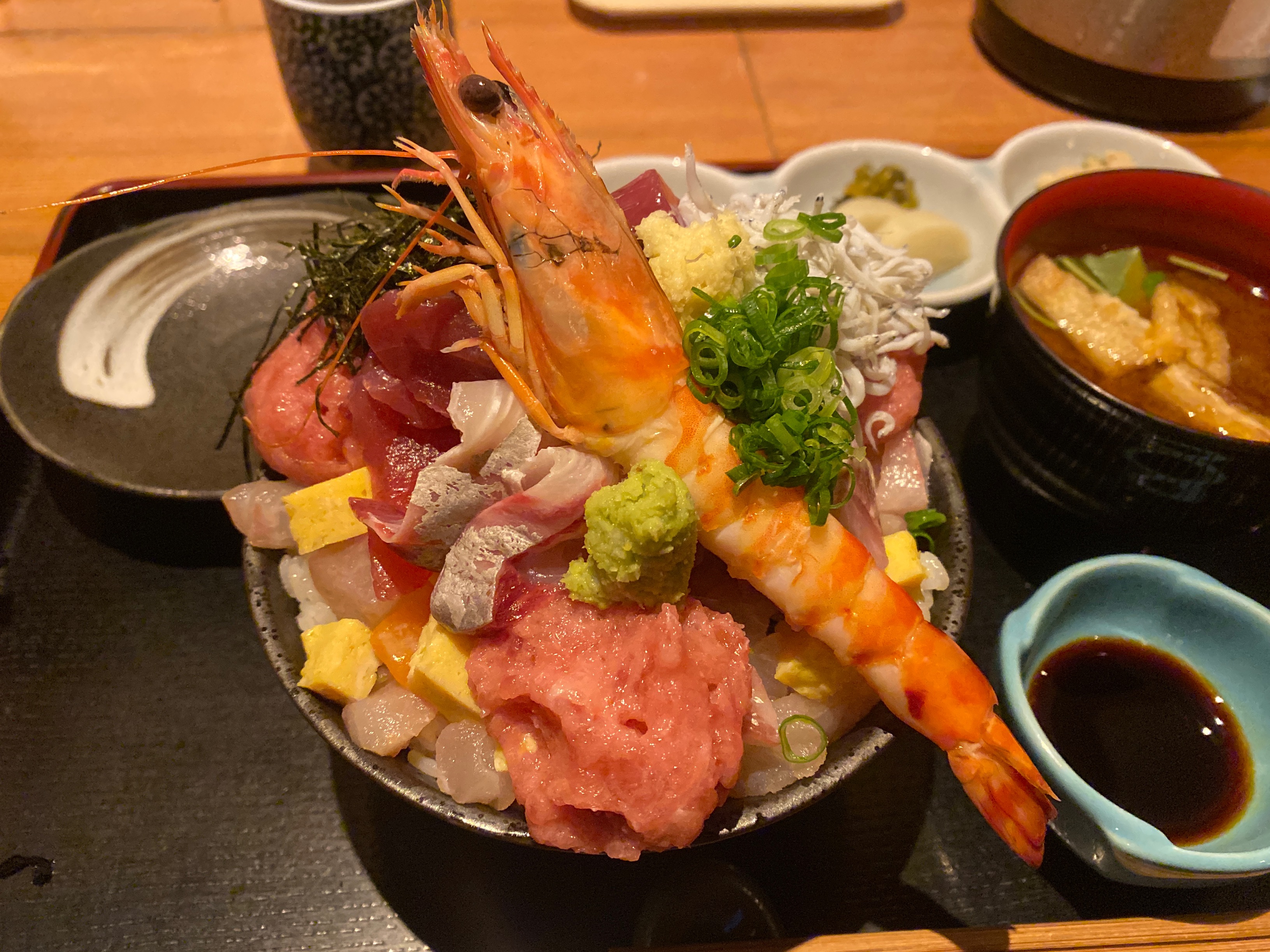 福は内 金曜日限定海鮮丼ランチ かなちゅうごはん