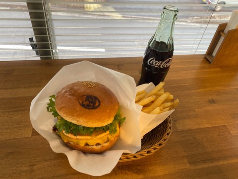 ABFB865A-9D24-45D4-87C0-9409DF0731FD