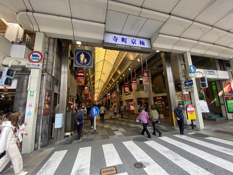 885D3697-C35C-4996-BAF7-F03E2372E4EF