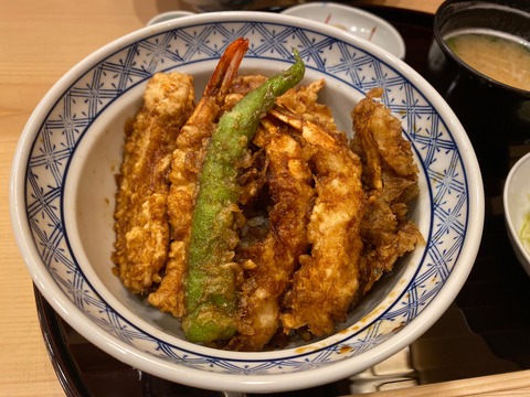 4FDFF0A5-B917-450B-8190-100AA8D85F5D