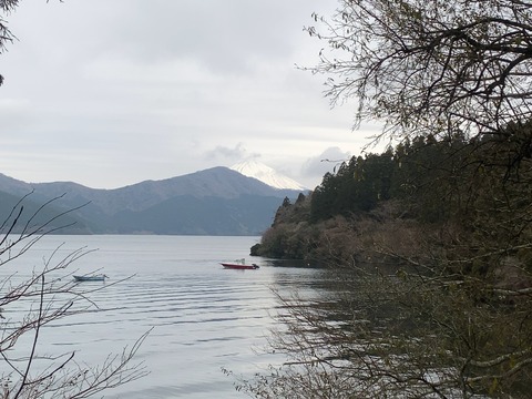 89626E28-9B8C-4735-950D-98919F56BBBE