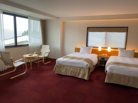 2B0BE24D-0C10-4959-A6FA-5813AE3D7C2E