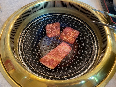 AB73E5B2-57EC-4EF1-BAB9-6FF12DA640DA