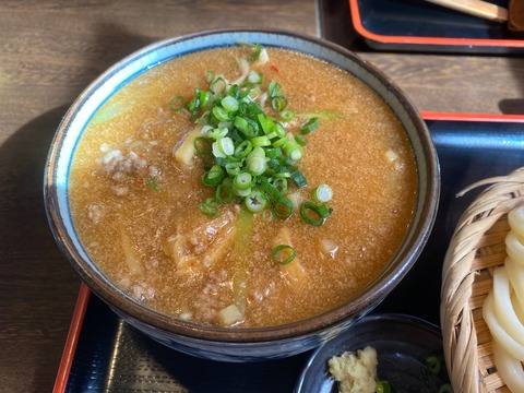 5CAD873B-74DC-46FB-8594-D57B4E8985D8