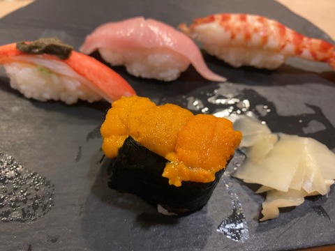 11B555BC-A357-48D1-AC8C-C67C26C1F832