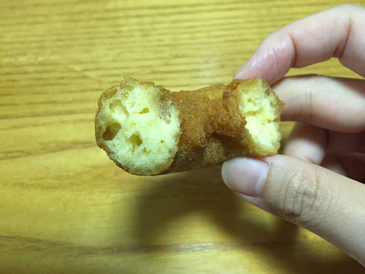 カステラドーナツを食べてみた かなちゅうごはん