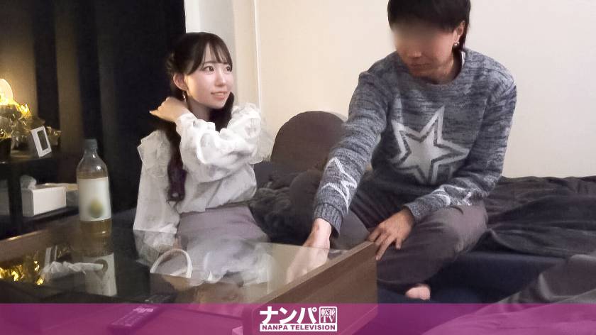 百戦錬磨のナンパ師のヤリ部屋で、連れ込みSEX隠し撮り 403 弾力美乳！弾力美尻！ヤリ慣れていない清純なカラダ！超ピュア関西弁お嬢様の鉄壁警戒心を掻い潜り初めてのワンナイトSEXをいただき！初電マで大開脚アクメしちゃって敏感になったJDま●こはもう止められない！