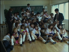 女子校生の乱交 画像01