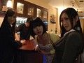 僕に優しすぎる理想の女上司3人とハプニングバー-2