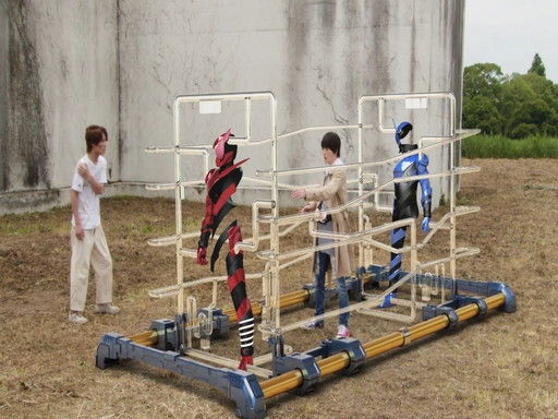 仮面ライダービルド 第1話 滑り台ライダーキック 好きなこと書きますぜ 仮面ライダービルド 第1話 滑り台ライダーキック 好きなこと書きますぜ