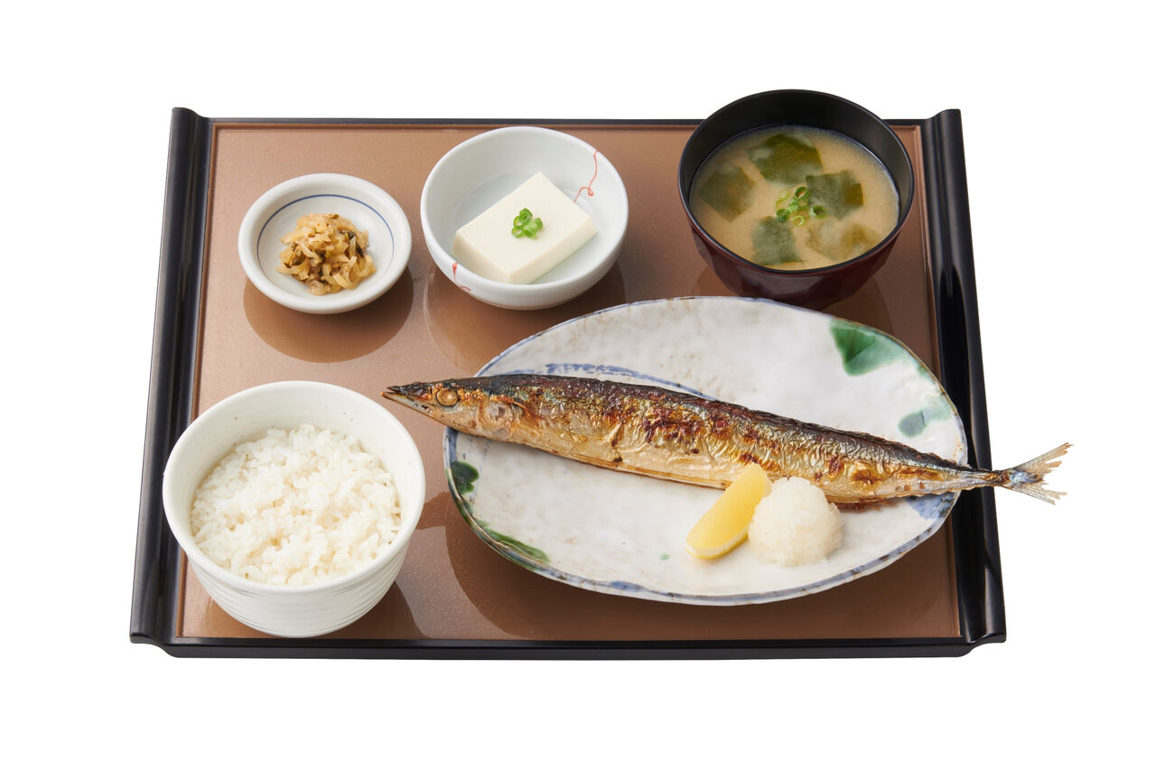 今ってもう500円じゃ外で昼飯食えないの？