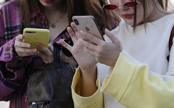 【悲報】若者のテレビ離れ、ガチで止まらないｗｗｗｗｗｗｗｗｗｗｗｗ