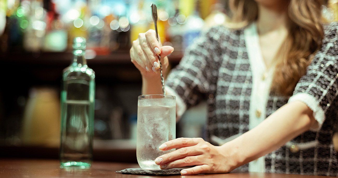 【考察】続発するガールズバー殺人事件　“キャバよりヤバい”中高年「ガチ恋」事情