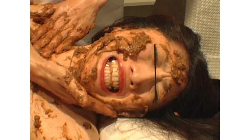 塗糞と食糞でココロもカラダも美しくスカトロ動画