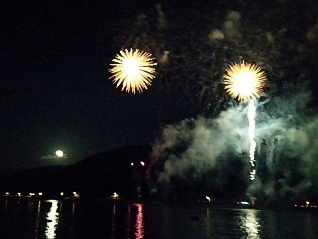 10月6 8日 宿毛まつり 海と楽しむ秋花火 すくもちゃん新聞 高知県 宿毛市
