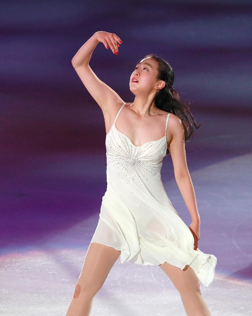 朗報 浅田真央さん 巨乳遺伝子の片鱗を披露 画像あり スキャンダルニュース 朗報 浅田真央さん 巨乳遺伝子の片鱗を披露 画像あり スキャンダルニュース