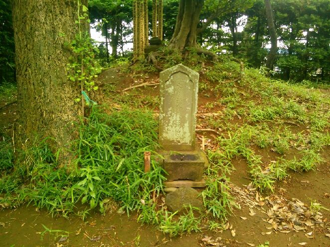 木曽義高の墓 いかなる人も踏み迷う