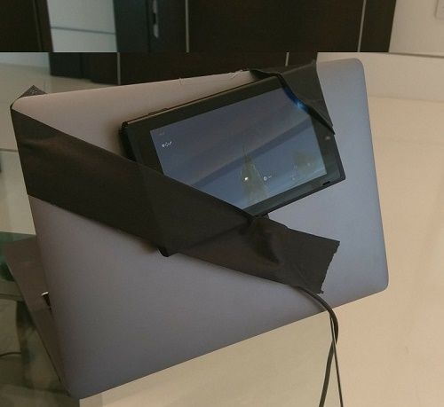 Switch 充電しながらテーブルモードで遊ぶと どうしてこうなった 旧ゲームスマホン