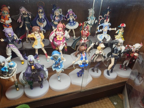 【限界棚】ぼくのホロライブフィギュア棚そろそろ限界