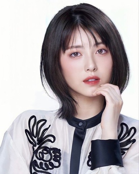 俺「浜辺美波は可愛い」←反論できる？