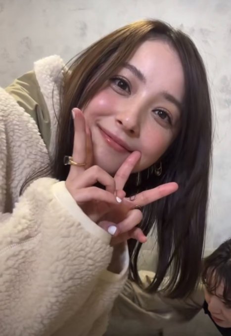 神「アカン…佐々木希をかわいくしすぎた……せや！」