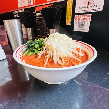 【悲報】日本人、気付き始める「激辛系食べると割れ目がヒリヒリするけど、これ痔と関係あるのでは？」