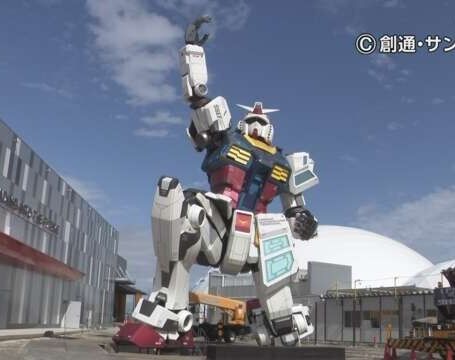 これが大阪かー(￣▽￣;)【大阪・関西万博】「ふざけてんの？」「原作へのリスペクトが皆無」“実物大”ガンダム、万博会場にお目見えも「謎ポーズ」にツッコミ殺到