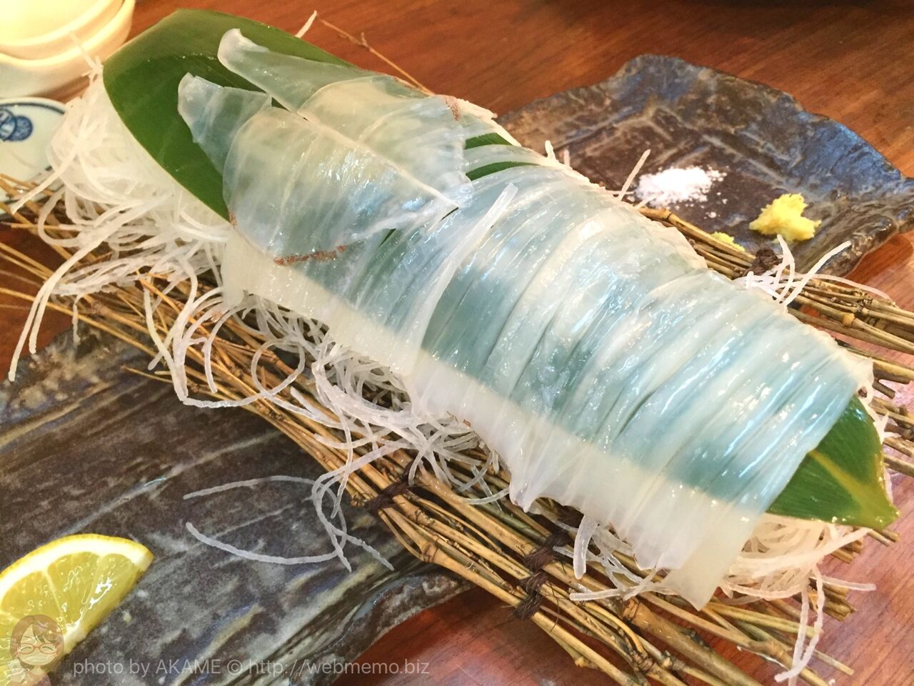【イカセンター新宿総本店】新宿で人生初の「透明なイカ」！驚きの味わいを体験してきました