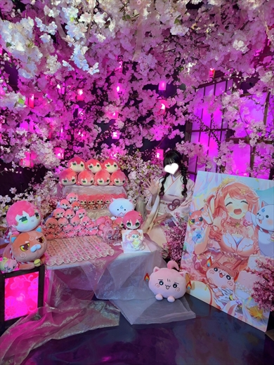 女子高生だった人気VTuberのファン→3年後の生誕祭で…… “財力の差”が出たビフォアフに「すごすぎ」「立派なヲタクに成長」と反響「さすがは35Pはキレてる」