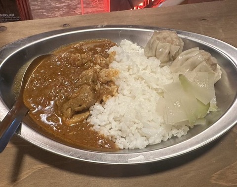 ３大カレー　「ポークカレー」「キーマカレー」もう一つは？