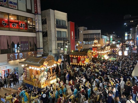 【秋の祭り】埼玉：飯能まつり2024: 奥武蔵の秋を満喫する魅力的なイベント、出店はダントツ！面白い！「開催日：2024年11月2日(土)・3日(日)」