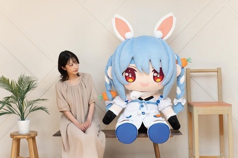 【デカすぎ】ちょっと引いた：ホロライブ3期生の巨大ぬいぐるみ発売