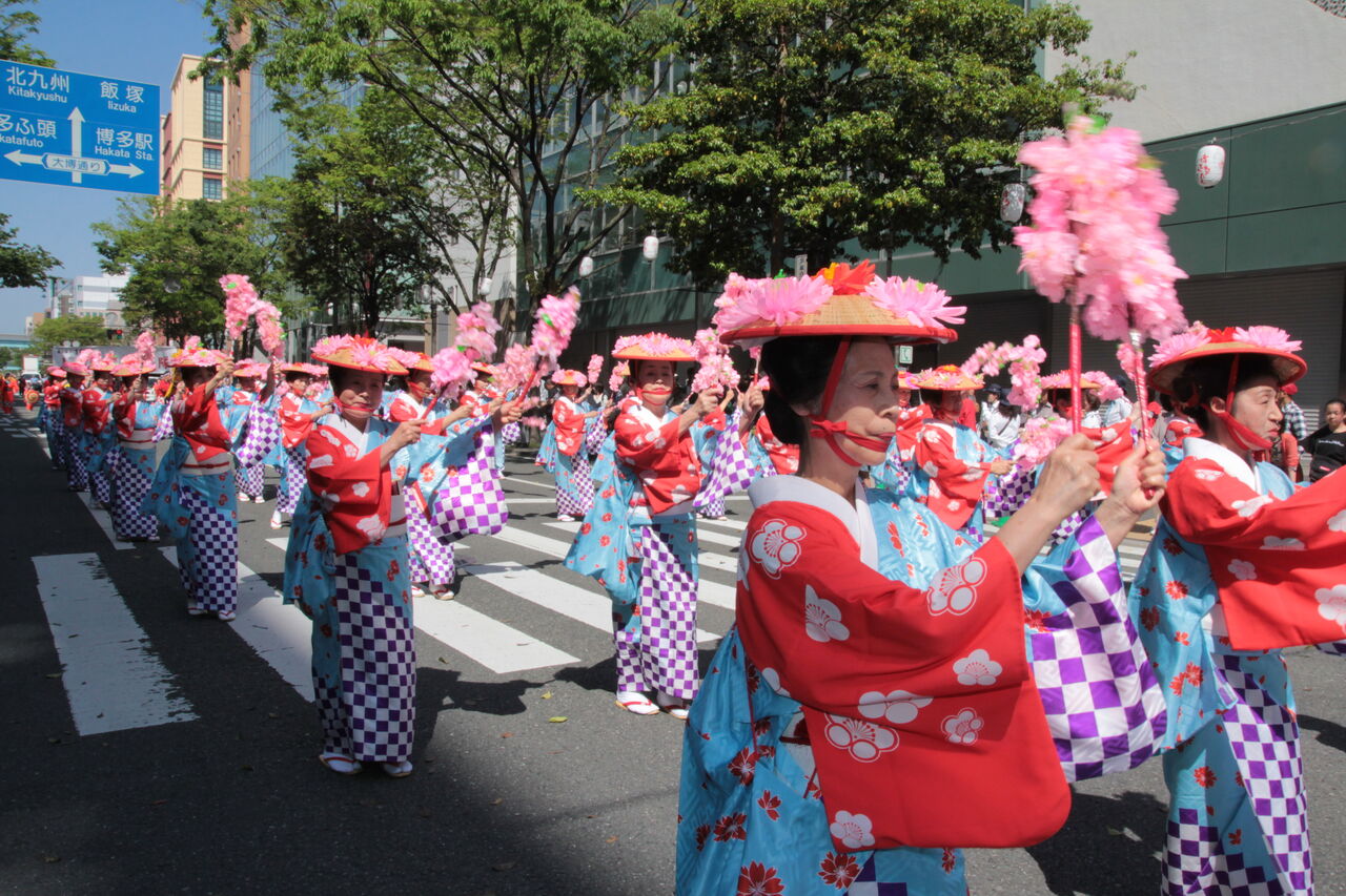 【春の祭り】福岡：博多どんたく港まつり開催！笑顔満載「5月3日・4日開催」