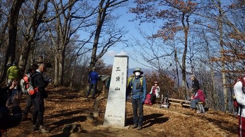 PB090404 (640x360)