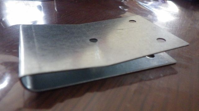 Vetphone V8のヘルメット取り付けクリップ自作 三毛ジャガーの物欲日記 Vetphone V8のヘルメット取り付けクリップ自作 三毛ジャガーの物欲日記
