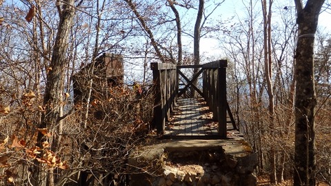 PB090396 (640x360)
