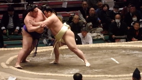 P1230037 (640x360)