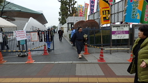 P1230008 (640x360)