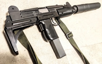 トイガン UZI GBB uzitop2.jpg