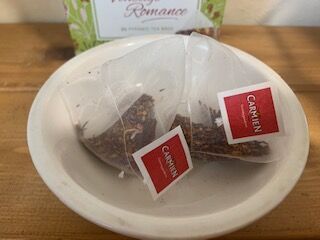 カーミエン ルイボスフラワーティー 美味しいお茶を探して