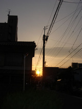 �����������鸽�¤ء�����