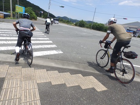 s-P7060224awajishima