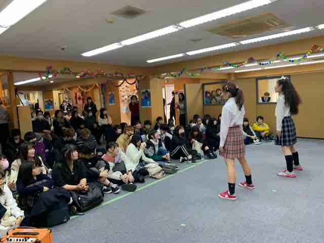 高校生風景 都会の中の学院祭 すみよのひとりごと 高校生風景 都会の中の学院祭 すみよのひとりごと