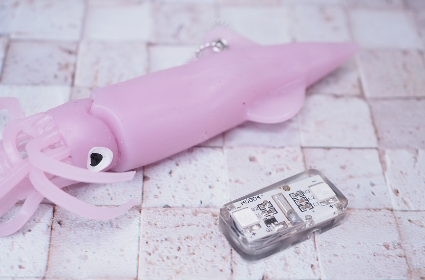 おもちゃの巣 玩具レビュー カプセルトイ Squid Light レビュー